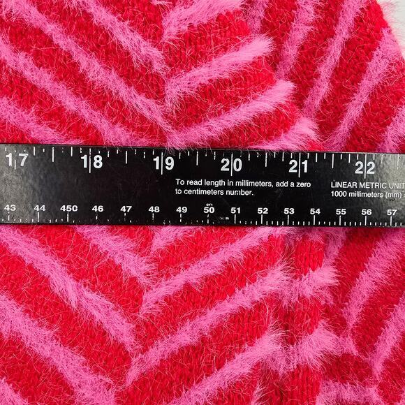 Sugar + Lips Women's Chevron Fuzzy Cropped Mock Neck Sweater Pink Size Small - Picture 10 of 11